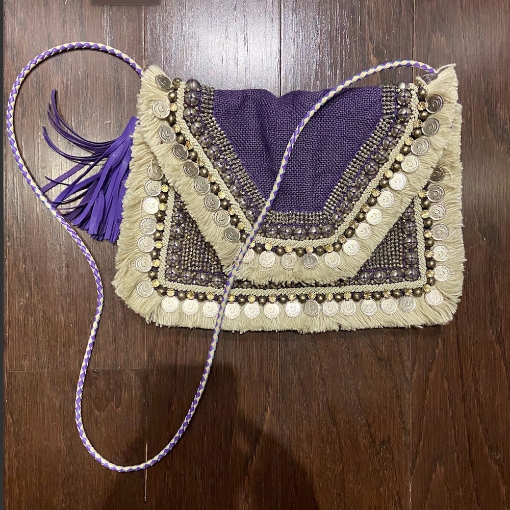Revolve Bohemian Crossbody - Picture 3 of 5